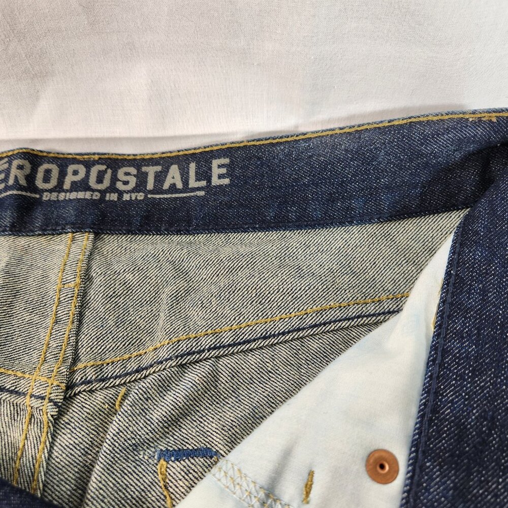 Aeropostale Slim Straight Leg Distressed Jeans Size 30 x 30 Blue 5-Pocket Mens - Picture 10 of 14
